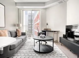 Redwood City 1BR w WD next to Caltrain SFO-1063