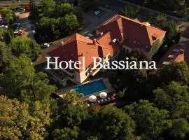 Bassiana Hotel és Étterem