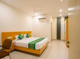 Treebo The Living Tree Khairatabad