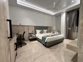 The Eastern Grace Hotel