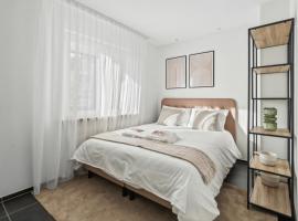 The R Apartment Mittelfelsen - Quiet, Free Parking, &kappa;&alpha;&tau;ά&lambda;&upsilon;&mu;&alpha; &mu;&epsilon; &kappa;&omicron;&upsilon;&zeta;ί&nu;&alpha; &sigma;&epsilon; Neuhausen am Rheinfall