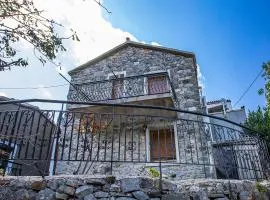 Villa Aleka