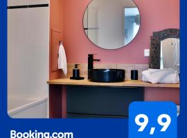 "STARRY in SO" 47m2, parking gratuit, rue calme et arborée, METRO 10 min, Stade de France 24min à pied、サン・トゥアンのホテル