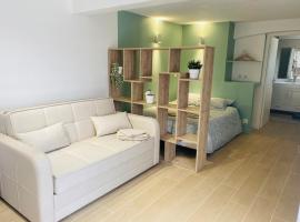 Studio en rez-de-maison、ル・ムイのホテル