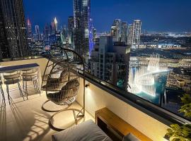 Unique Burj Khalifa View 3BR Condo On Top Floor, hotel u Dubaiju