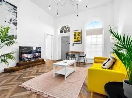 Stylish 2 Bedroom Apartment - Free WiFi - Netflix - Wolverhampton Centre - 2TO