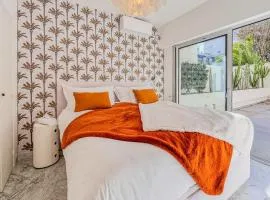 2P Apartment Just Steps from Antibes Beaches