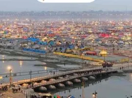 Daya Home Stay 1 km to Sangam Mahakumbh