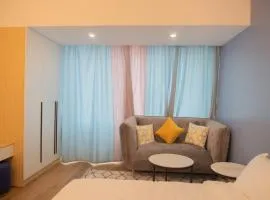 Laurell Hill Suites, Upper Hill