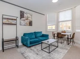 Stunning Seaview 3 Bedroom Flat Next to Brighton Beach Sleep 6 Guests RF4