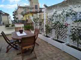 Attico Amelia Soverato Con Terrazzo e Barbecue