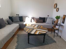 Anza House، فندق في أغادير