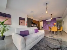 Kuya 3BR Modern Apt By JL