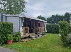 Landes Azur mobil home 38 m2 7km de vieux boucau、Azurのキャンプ場