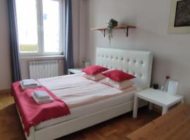 K2013 Astra Grand-Tourist