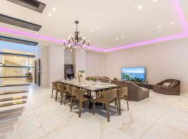 Bliss Triplex - Hyper Centre - Sauna - BBQ - Jacuzzi - LRACANNES, hotel v Cannes