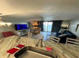 Vacation in Comfort and luxury - 1 BR Direct Oceanfront - Wyndham Ocean Walk Resort 1607, luxe hotel in Daytona Beach