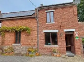 Spacious house in Montignies-sur-Roc with garden