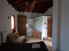 Alonaki Guesthouse