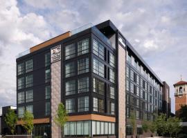 AC Hotel by Marriott Dayton, hotel com estacionamento em Dayton