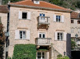 Waterfront Historical Villa Perast, hotel em Perast