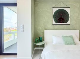 S&Eacute; - BRAGA Lounge Suites COLLECTION BY PERPETUAL RELAX, boende med sj&auml;lvhush&aring;ll i Braga