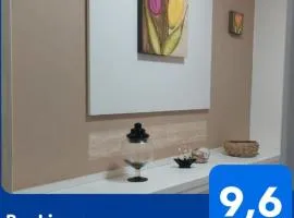 Apartamento com piscina, apenas 200 metros do mar