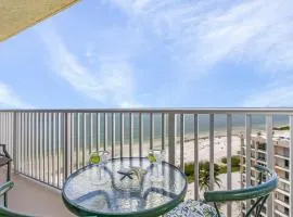 Welcome to Oceans Twelve - Ocean View and Steps to the Beach - Roelens