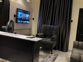 BISTRUCTHOMEs, Hotel in Agege