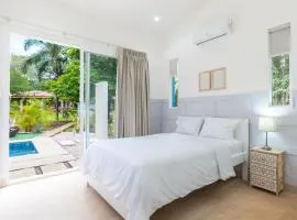 Casa Blue Monkey - Playa Conchal
