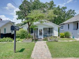 Carousel Cottage North Chattanooga Home!, vakantiewoning in Chattanooga