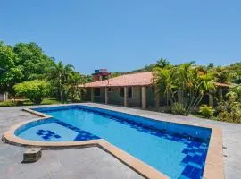 Casa encantadora c Wi-fi, piscina e churrasqueira