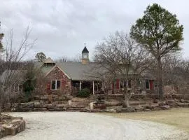 BarDew Valley Inn