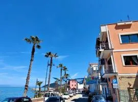 Appartamento sul lungomare di Castellabate per 4 persone