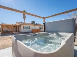 Fully Fenced Hot Tub Pool Grill