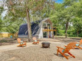 Family-Friendly Broken Bow Home with Grill!, hotel Broken Bow-ban