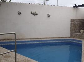 Torreón - Casa cerca del aeropuerto con alberca priv