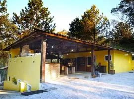 Casa em Itapecerica da Serra com Conforto e Lazer