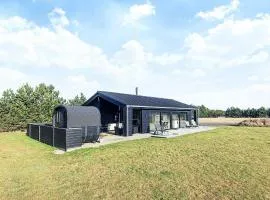 9 person holiday home in Væggerløse-By Traum
