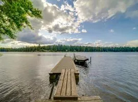 Waterfront Newport Vacation Rental on Sacheen Lake