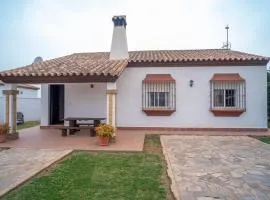 Chalet con Jardin y Barbacoa en palmar Solo 800 m del Mar El Palmar
