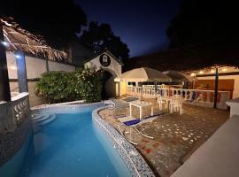 Casa di Carpio, hotel com estacionamento em Iquitos