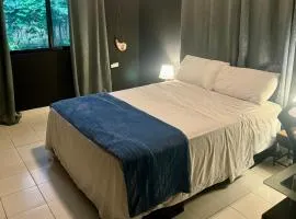 Comfy & Spacious Room in Paradise Rainforest