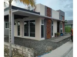 Lorena 's House