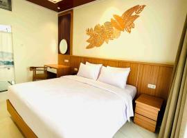 Lakeside TELL Cikarang, hotel en Ceper 2