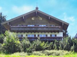Chalet in Dienten with Ski-In Access, hotel i Dienten am Hochkönig