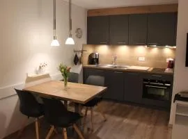 4104 Stilvoll eingerichtetes Studio mit Suedbalkon