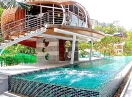Emerald Terrace Resort 2 bedrooms Panoramic Ocean View Top Floor
