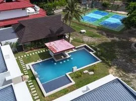 Bluewaves Hostel & Villa Panagsama by Hiverooms