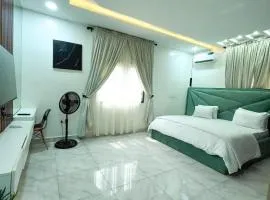 Fully Furnished Modern 2 bedroom in jahi